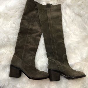BCBG Shoes - BCBG Suede Knee High Heeled Boots 7.5 BCBG Shoes - BCBG Suede Knee High Heeled Boots 7.5